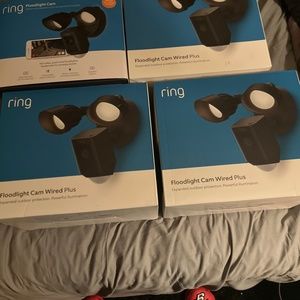 Ring floodlight cam plus